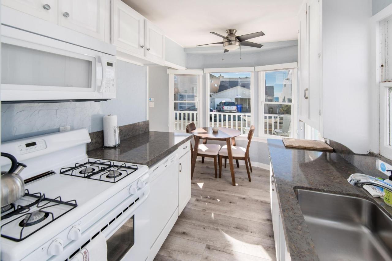 Pacific Bungalow In Oceanside With Backyard & Tiny House Dış mekan fotoğraf